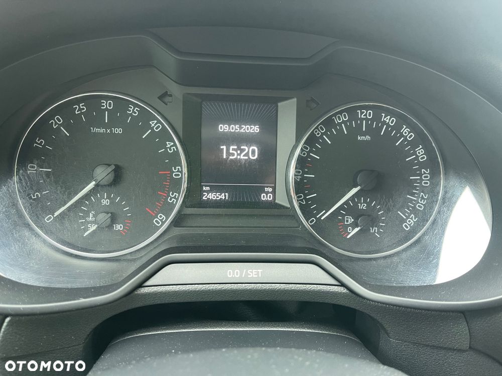 Skoda Octavia 1.6 TDI Green tec DSG Edition - 25
