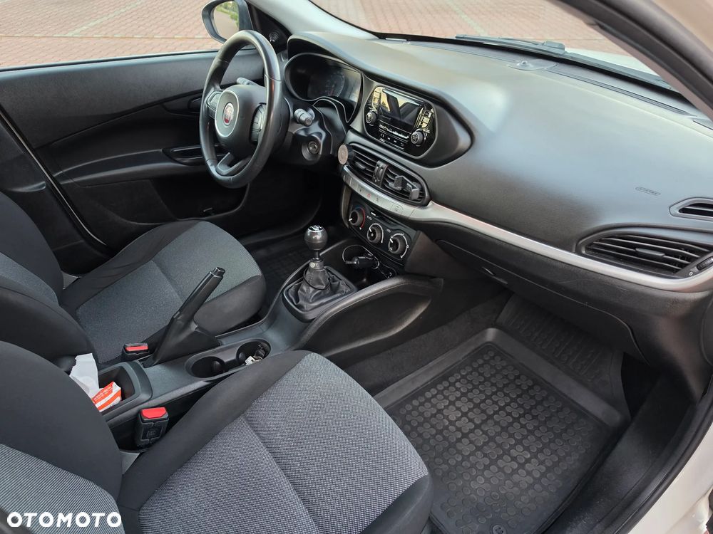 Fiat Tipo 1.4 16V - 15
