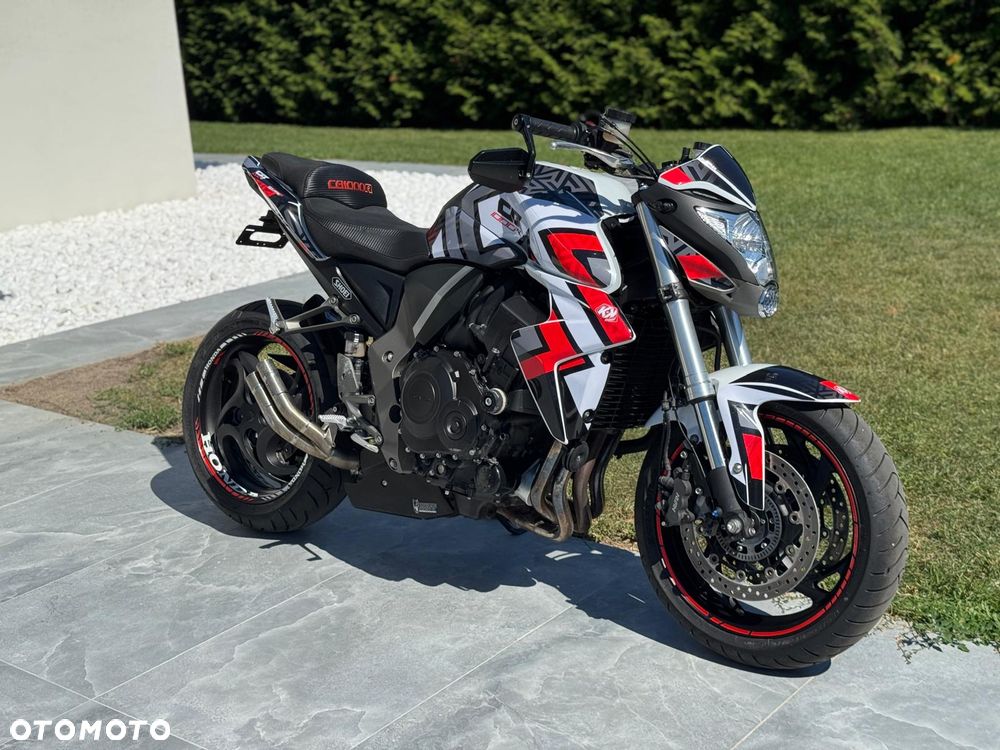 Honda CB - 1