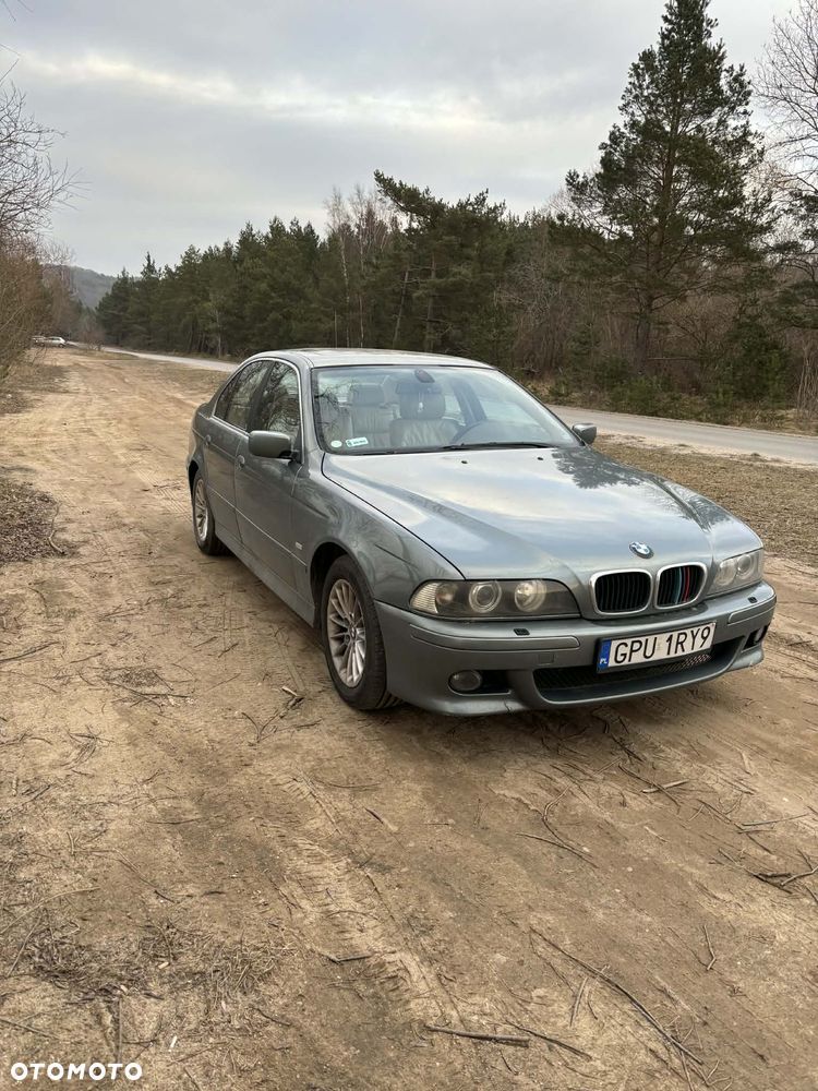 BMW Seria 5 525i - 2