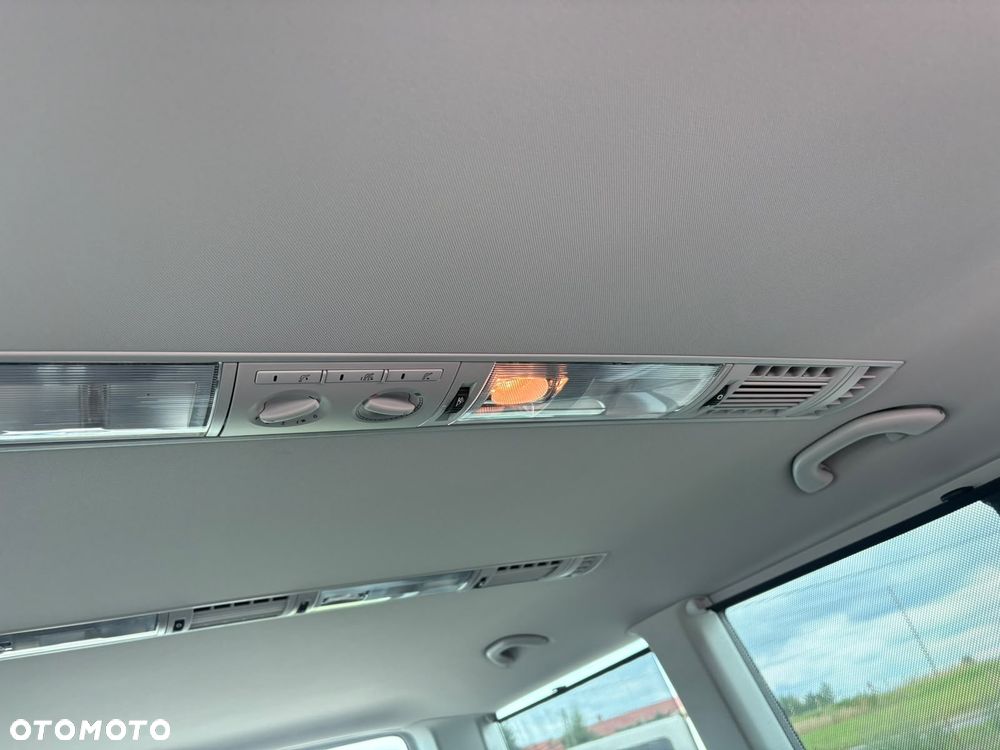 Volkswagen Multivan 2.0 TDI L1 Business DSG - 16