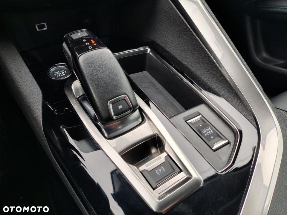 Peugeot 3008 - 16