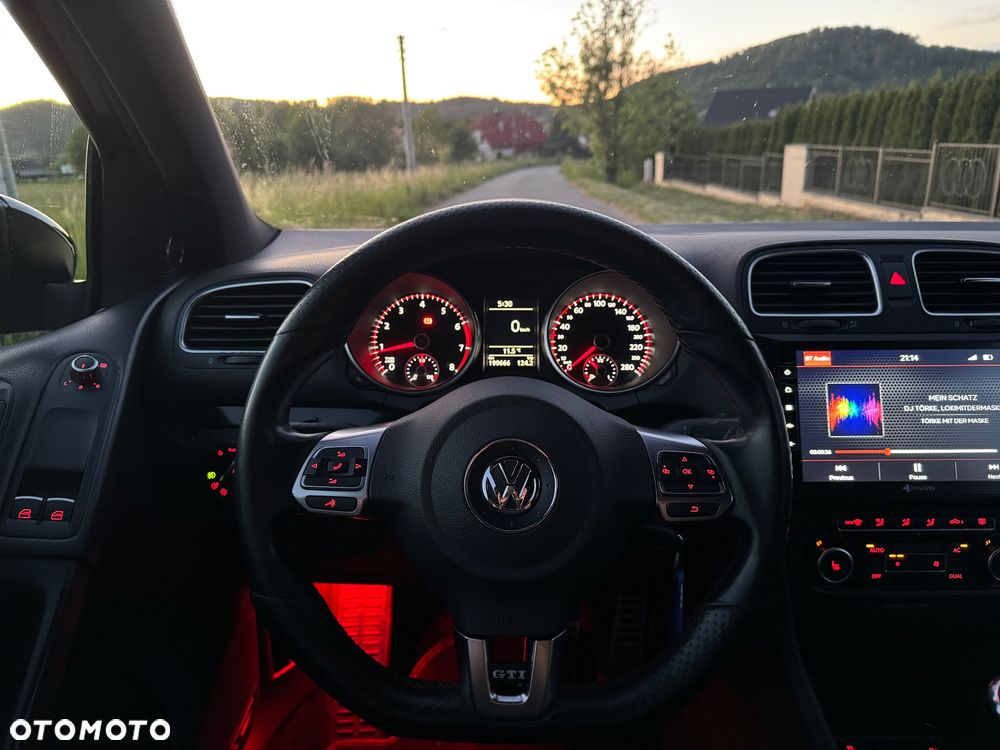Volkswagen Golf 2.0 TSI GTI 35 - 21