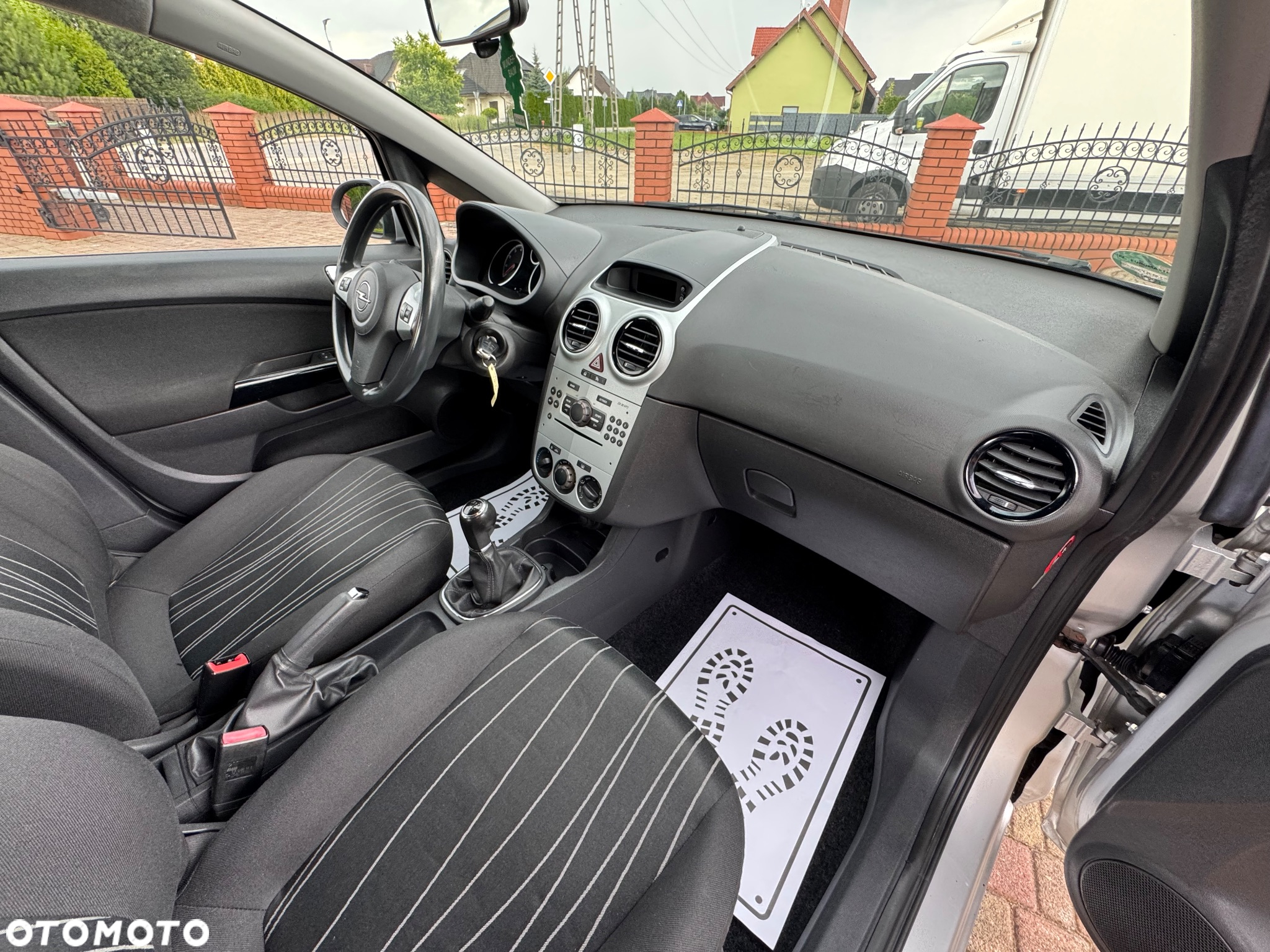 Opel Corsa 1.2 16V Cosmo - 22