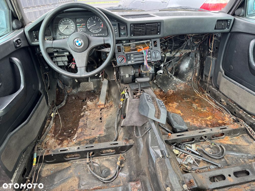 BMW Seria 5 - 16