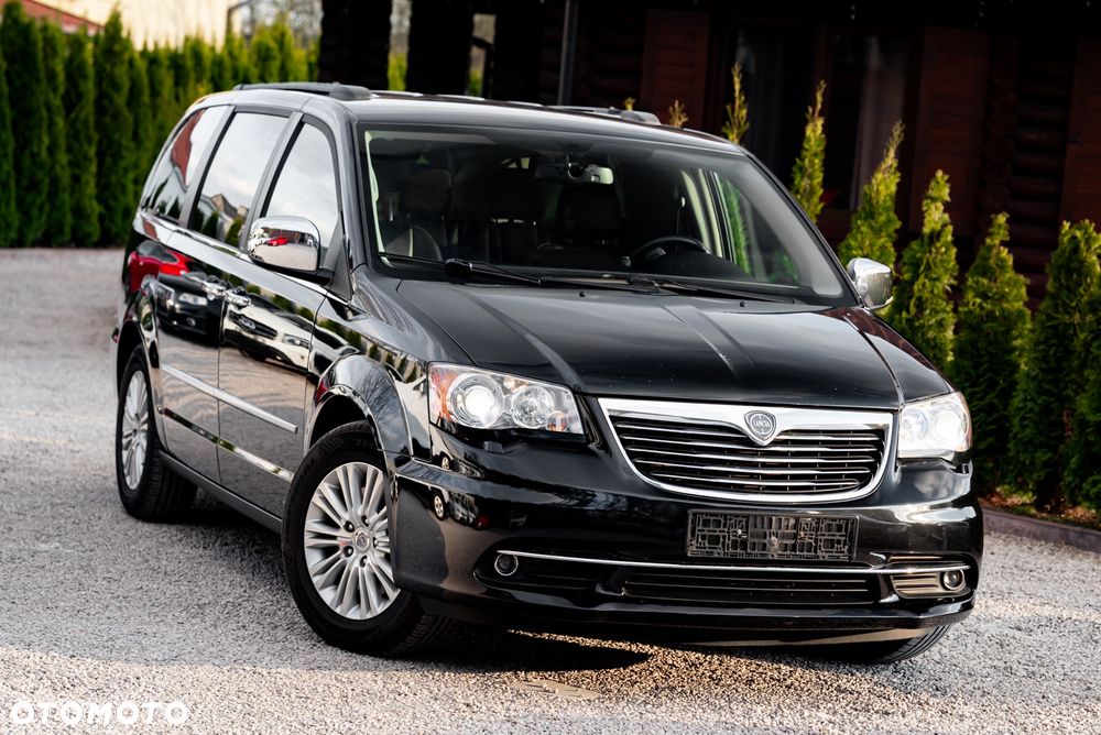 Lancia Voyager 3.6 Platinum - 4