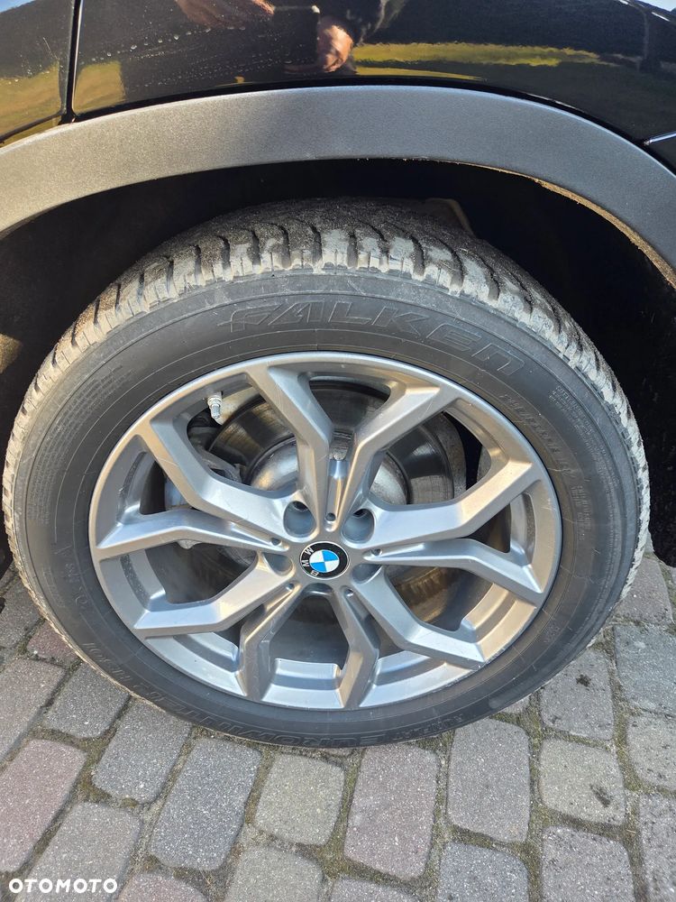 BMW X3 sDrive18d xLine - 30