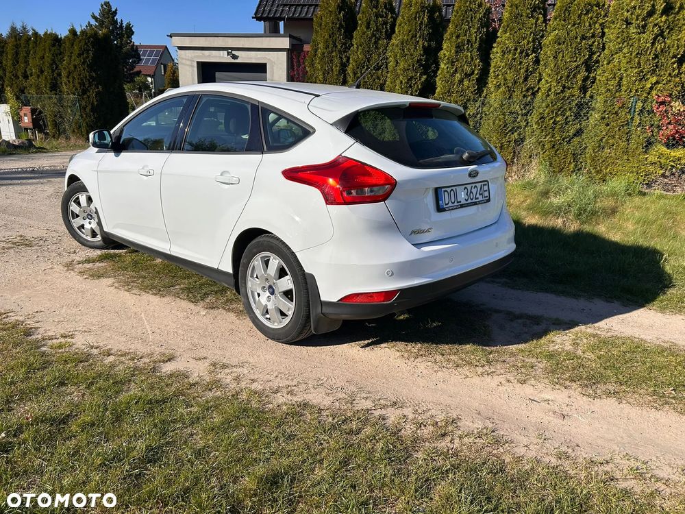 Ford Focus 1.5 TDCi Trend - 6