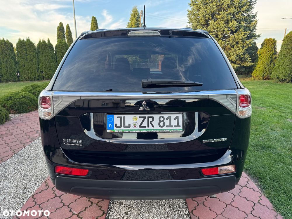 Mitsubishi Outlander 2.0 Intense 2WD - 9