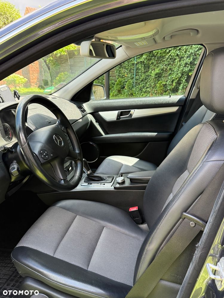 Mercedes-Benz Klasa C 200 (BlueEFFICIENCY) 7G-TRONIC Avantgarde - 6