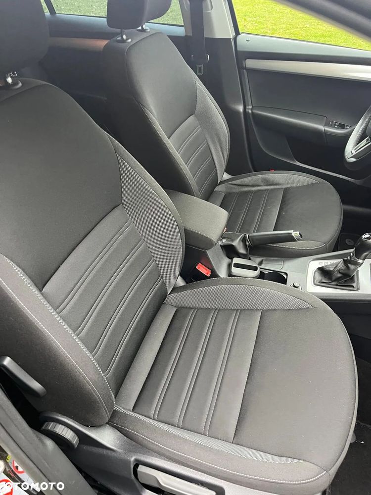 Skoda Octavia 1.6 TDI Drive DSG - 13