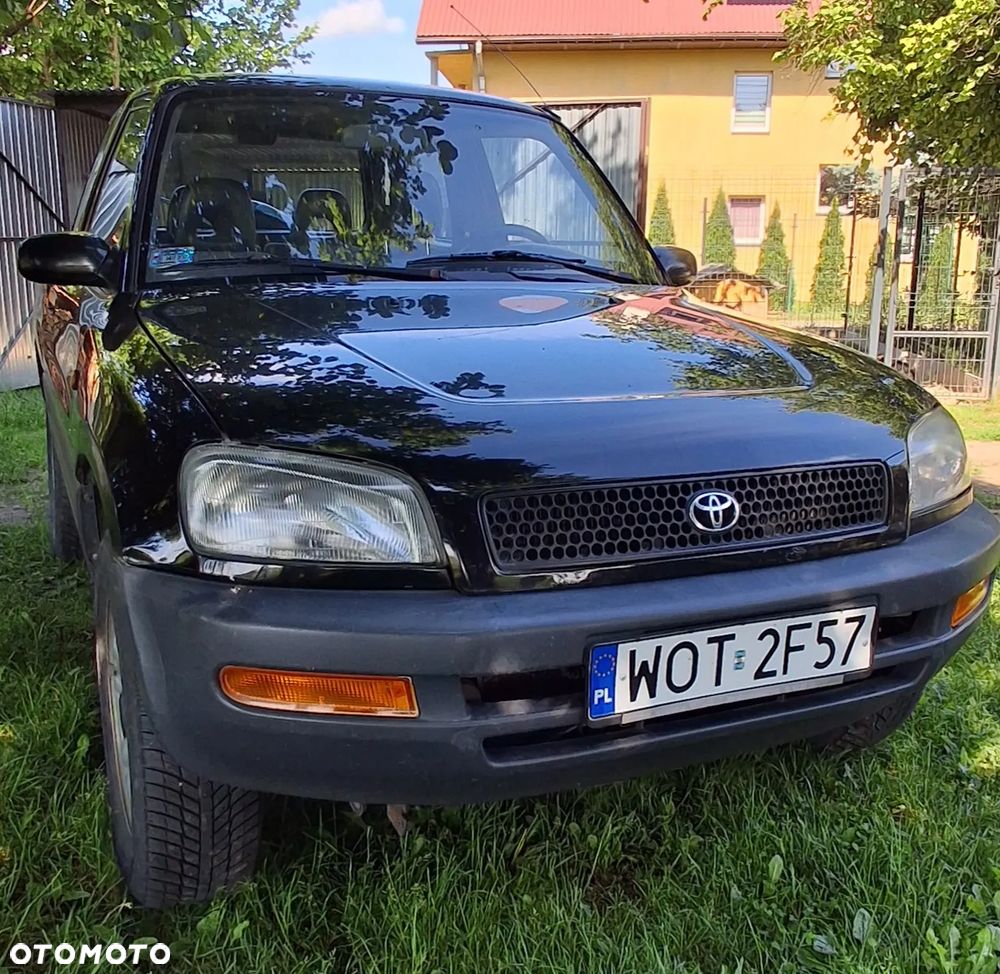 Toyota RAV4 2.0 - 1