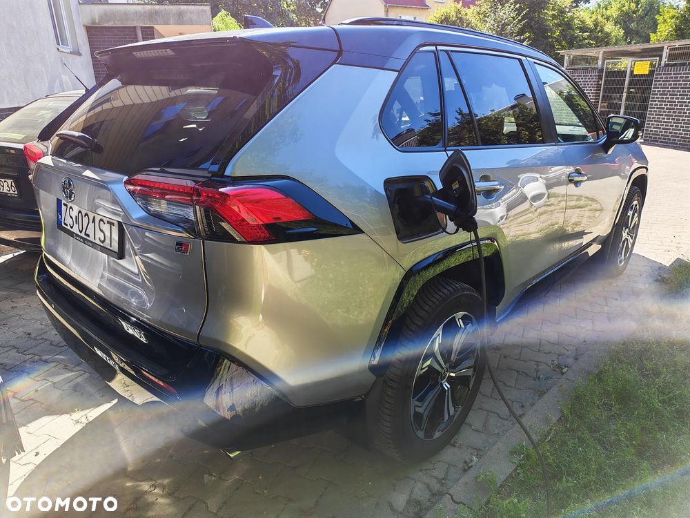 Toyota RAV4 - 23