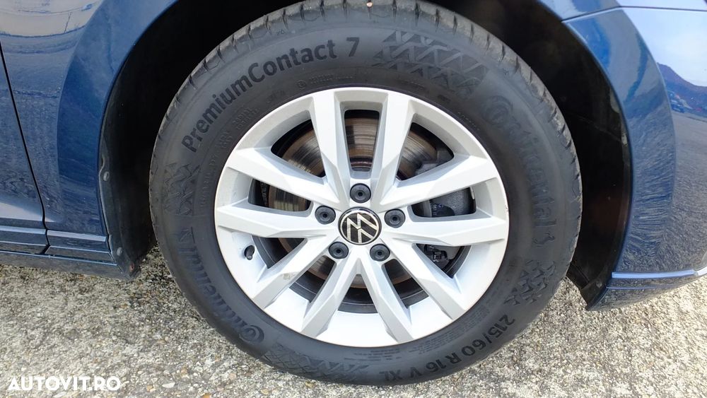 Volkswagen Passat Variant 2.0 TDI SCR DSG BlueMotion Comfortline - 9