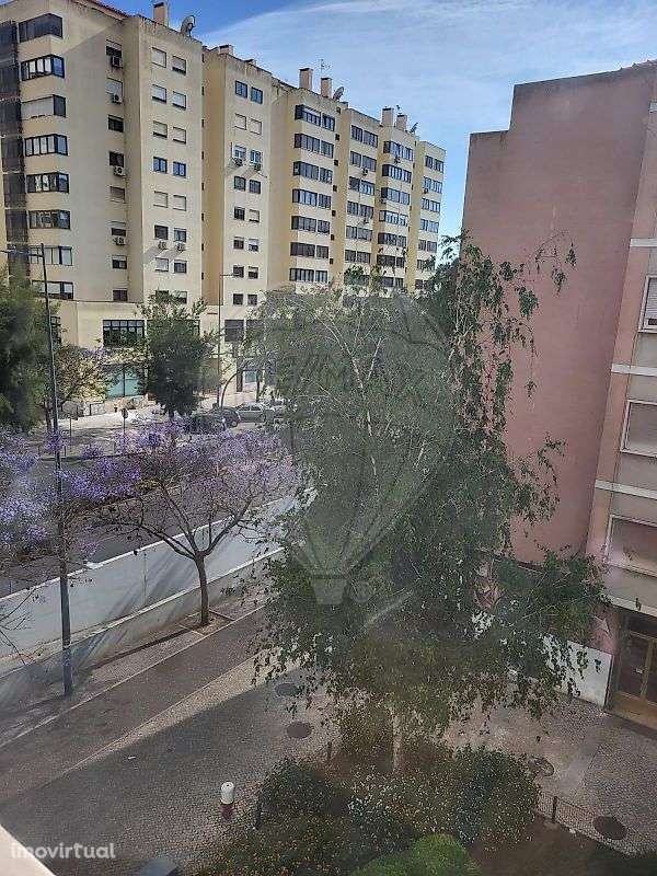 Apartamento T2 para arrendamento - Grande imagem: 4/13