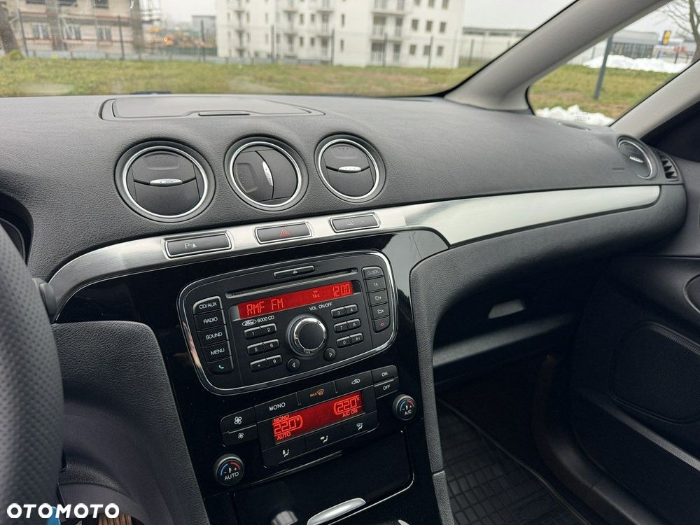 Ford S-Max 2.0 TDCi Titanium - 27