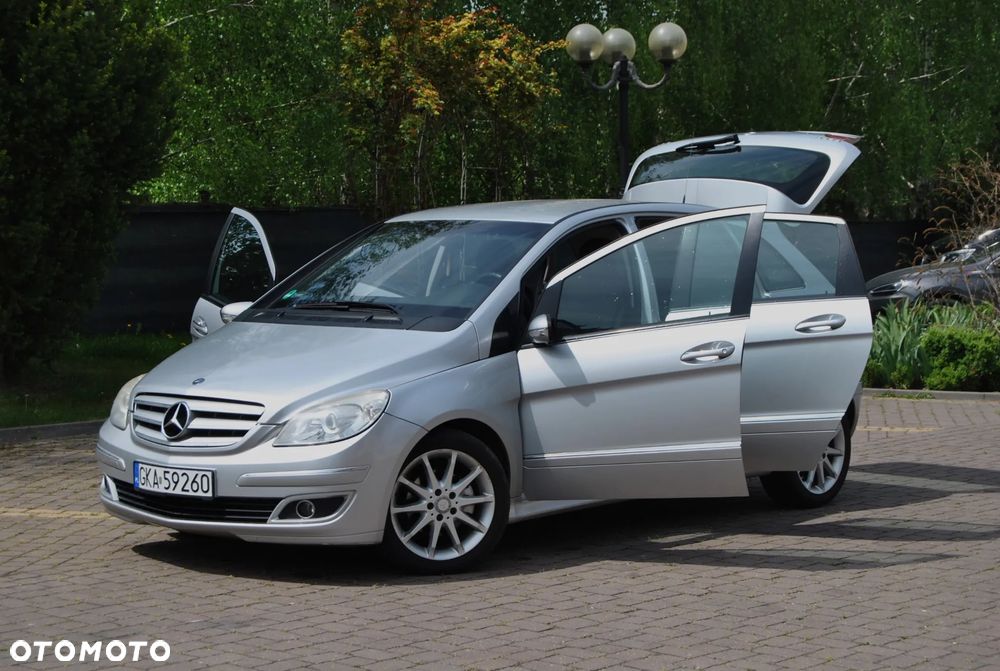 Mercedes-Benz Klasa B 200 CDI EU5 - 18