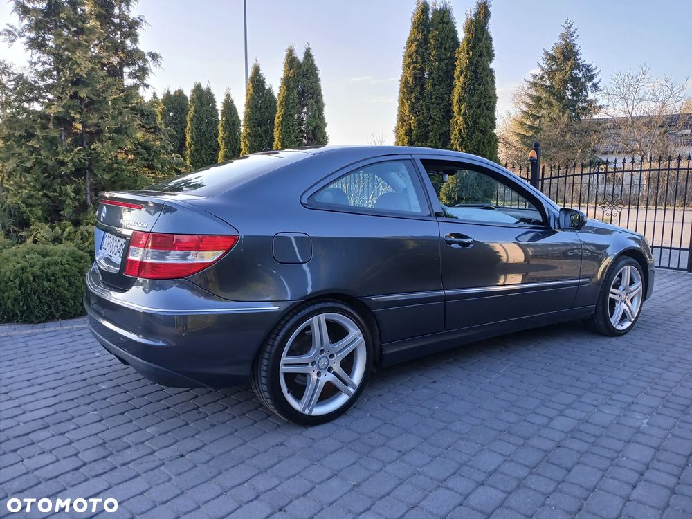 Mercedes-Benz CLC - 14