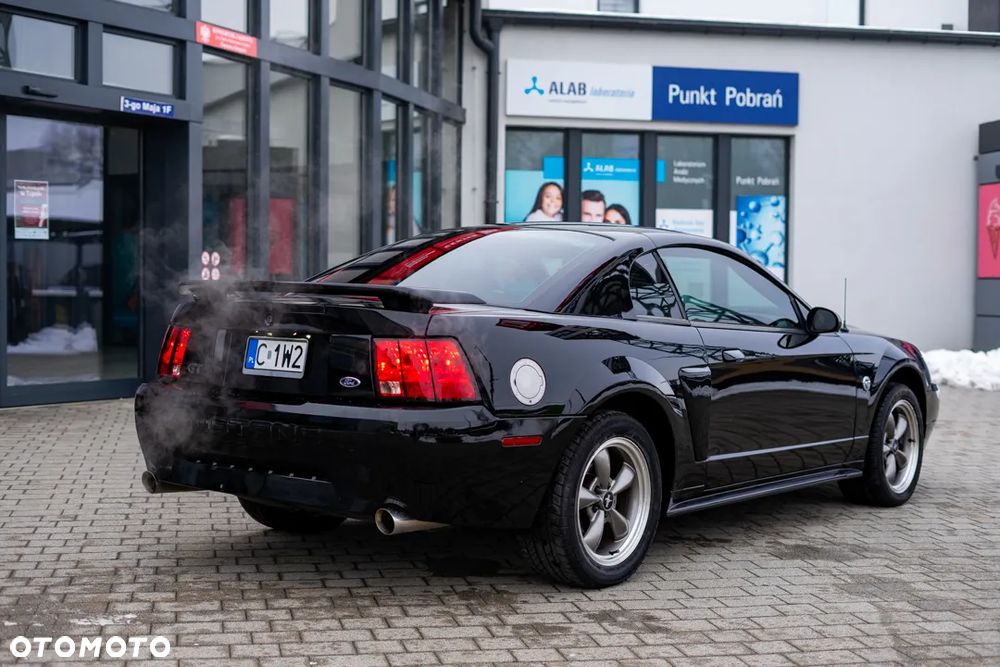 Ford Mustang 4.6 V8 GT - 21