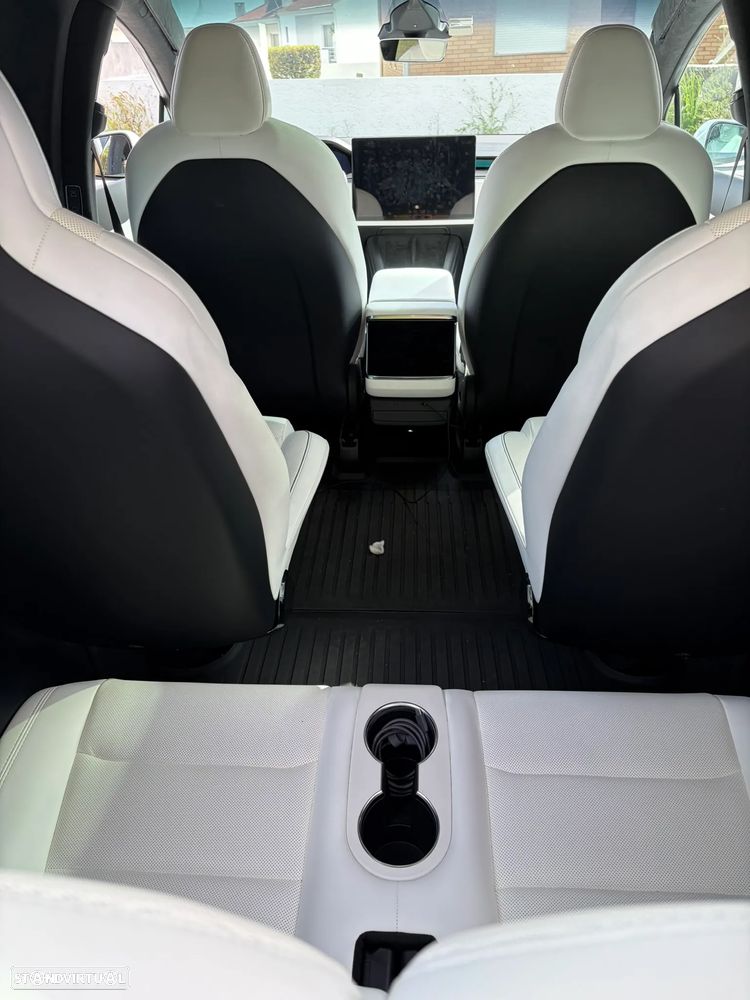Tesla Model X Plaid AWD - 12