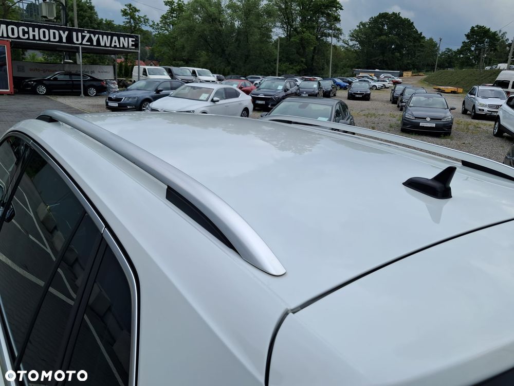 Volkswagen Tiguan 2.0 TDI SCR Life - 9