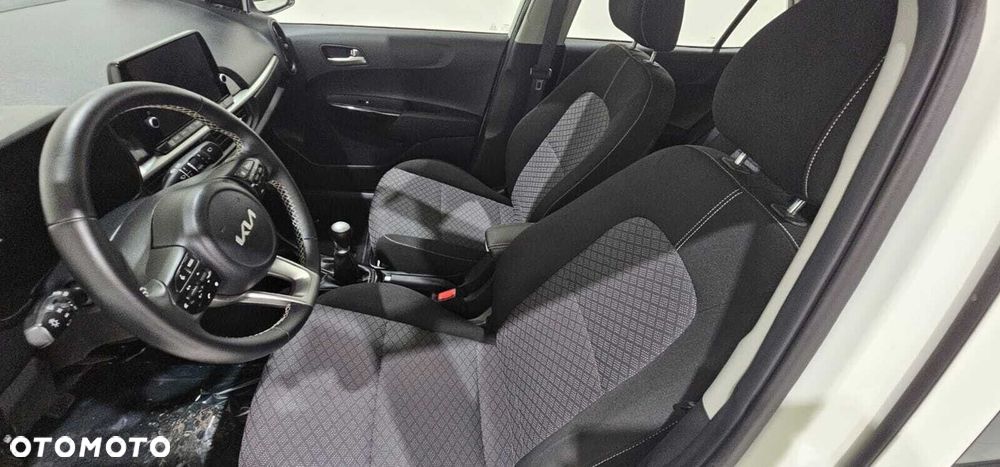 Kia Picanto - 12
