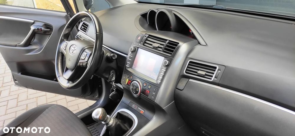 Toyota Verso 1.8 5-Sitzer Executive - 19