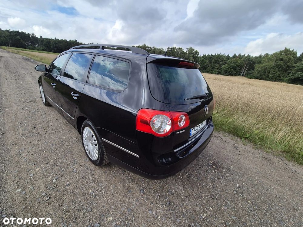 Volkswagen Passat 2.0 FSI Comfortline - 3