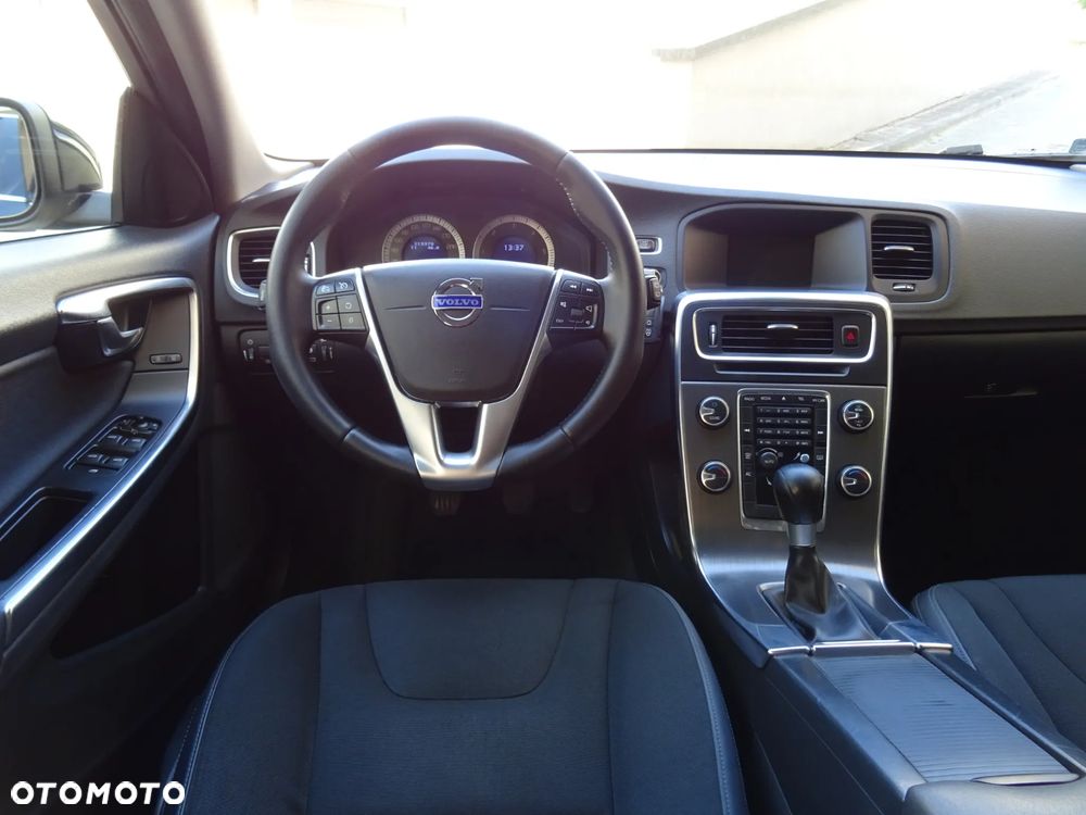 Volvo V60 D3 - 5