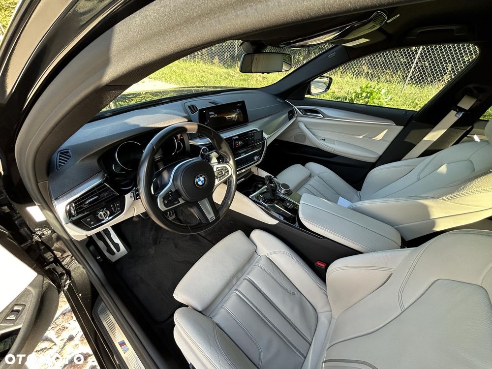 BMW Seria 5 520d xDrive M Sport sport - 5