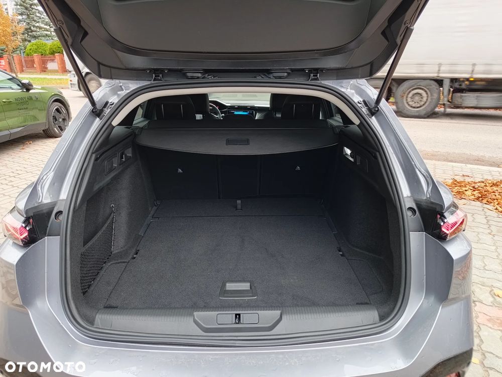 Peugeot 308 1.5 BlueHDi Allure S&S EAT8 - 11