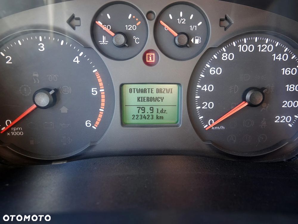 Ford Transit - 11