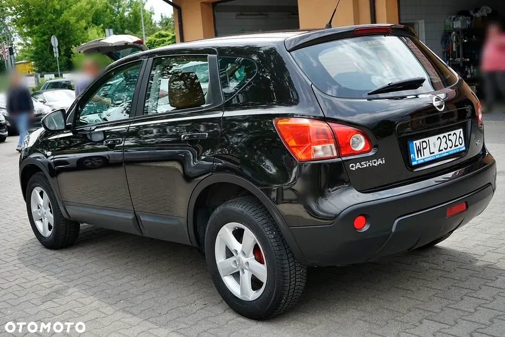 Nissan Qashqai 2.0 dCi Tekna - 3
