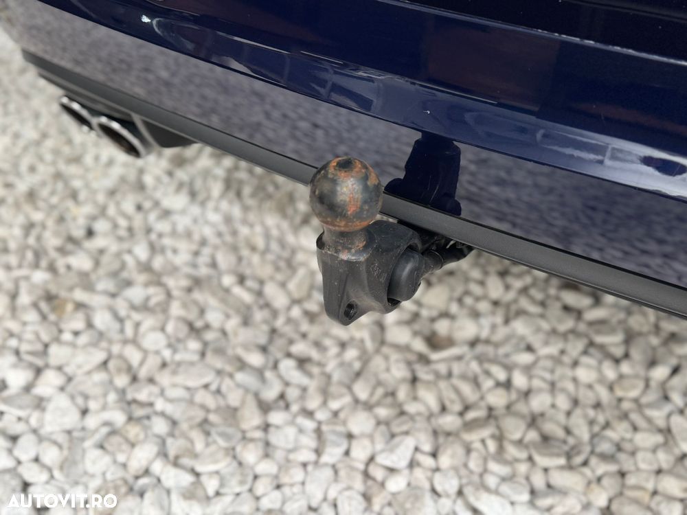 Volkswagen Touran 2.0 TDI SCR DSG Highline - 20