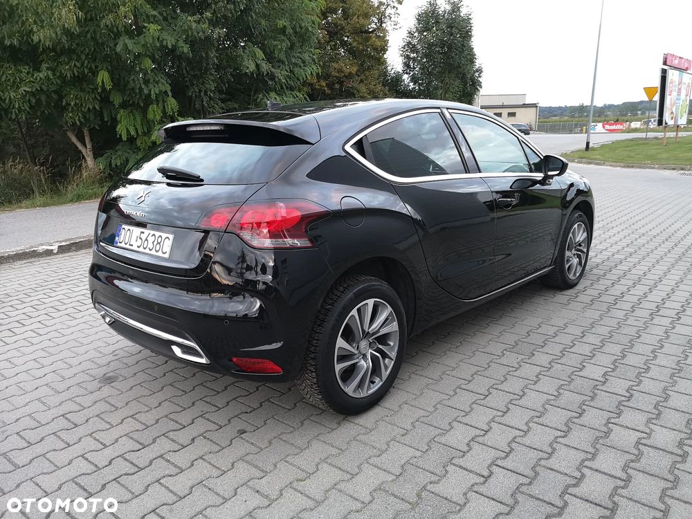 Citroën DS4 2.0 HDi SportChic - 4