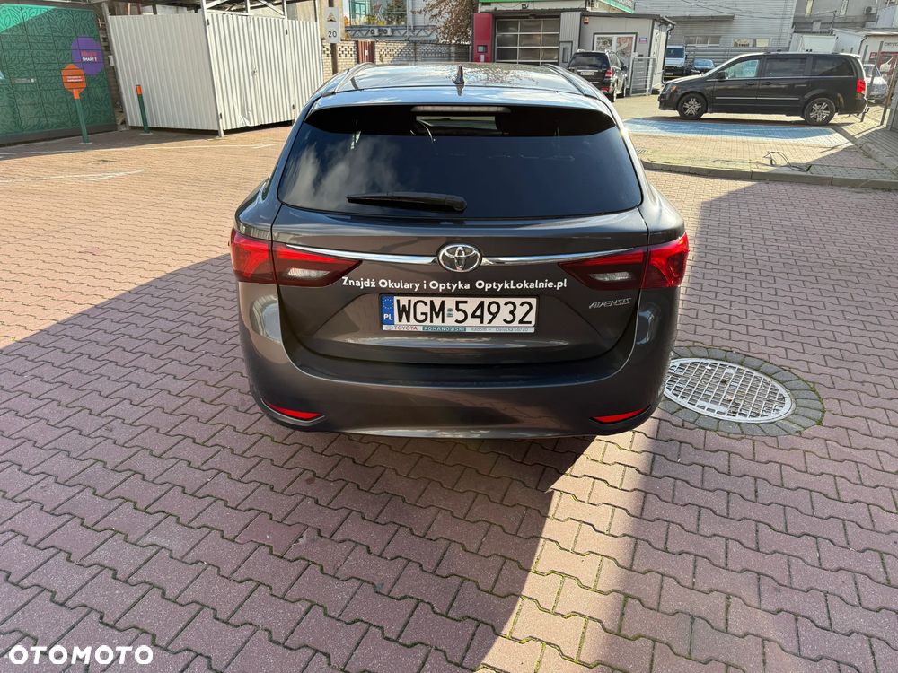 Toyota Avensis 2.0 D-4D Premium - 4
