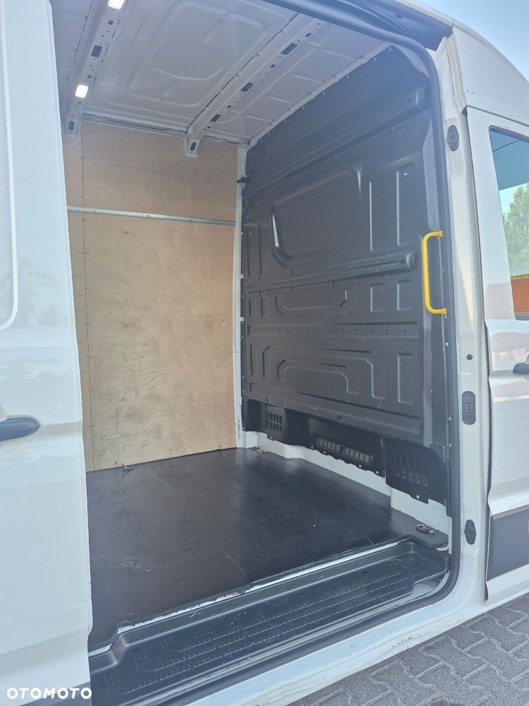 Volkswagen CRAFTER - 22