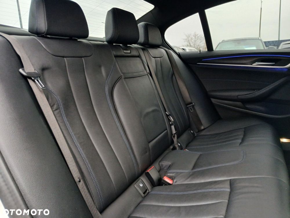 BMW Seria 5 - 16