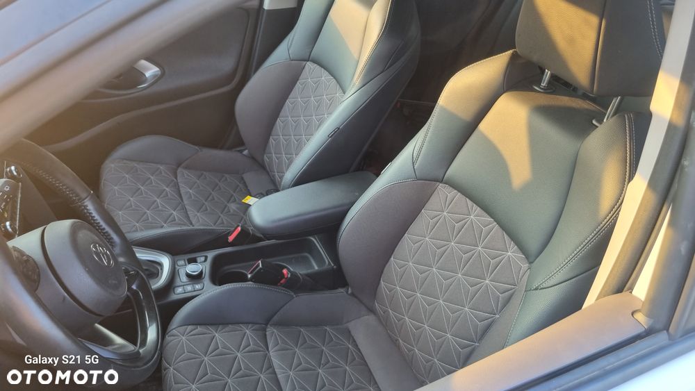 Toyota Yaris Cross Hybrid 1.5 Executive 4x4 - 15