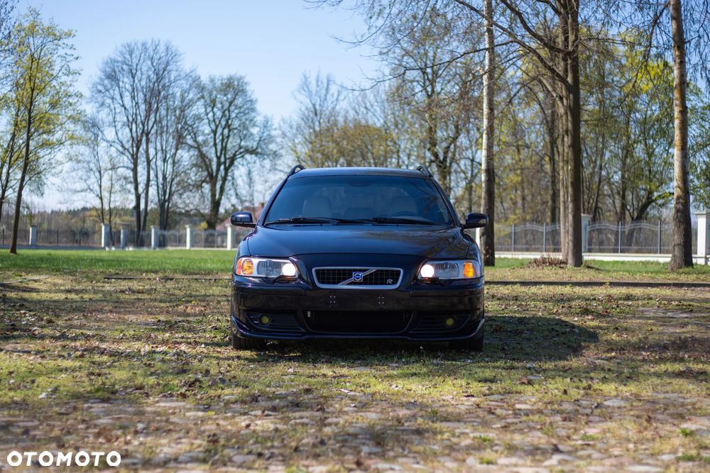 Volvo V70 R - 8