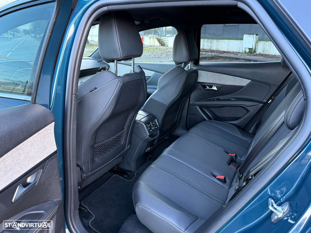 Peugeot 3008 1.2 Hybrid GT e-DCS6 - 20