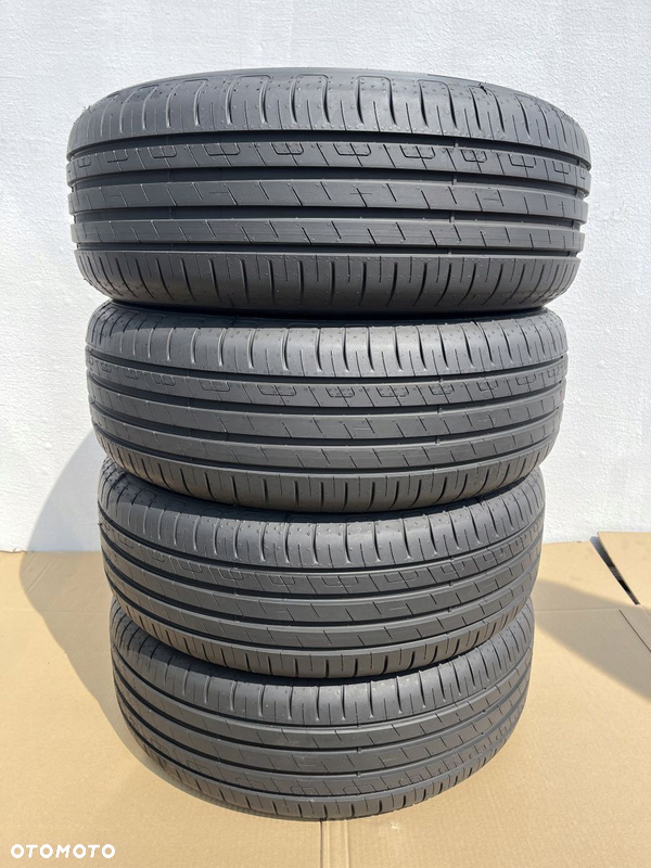 OPONY 215/55/17 94V GOODYEAR EFFICIENTGRIP PERFORMANCE