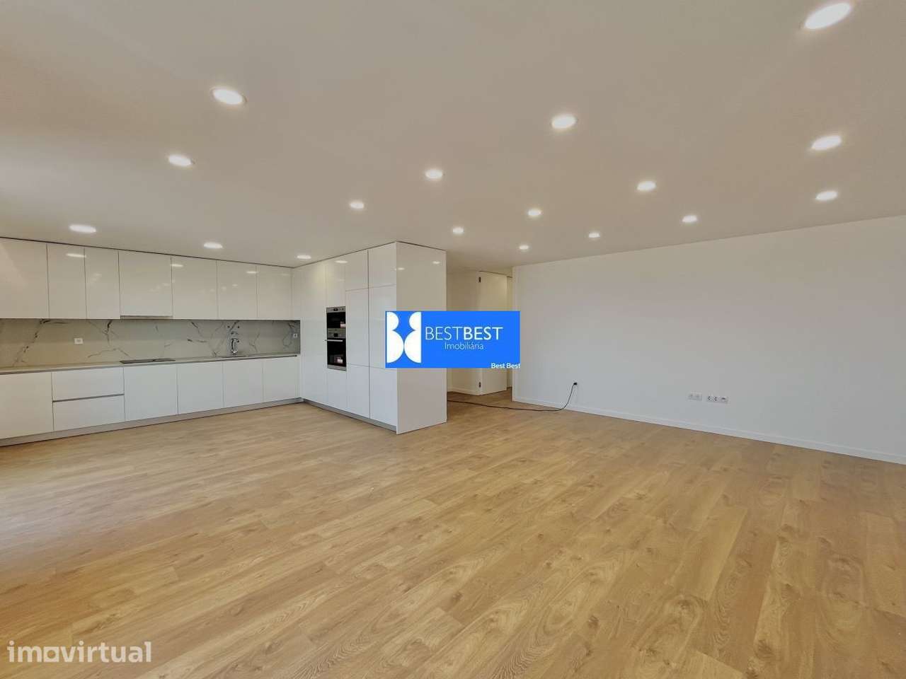 T3 NOVO , GRANDE VARANDA, DESIGN MODERNO, EQUIPADO, AIRO, BARCELOS - Grande imagem: 4/28