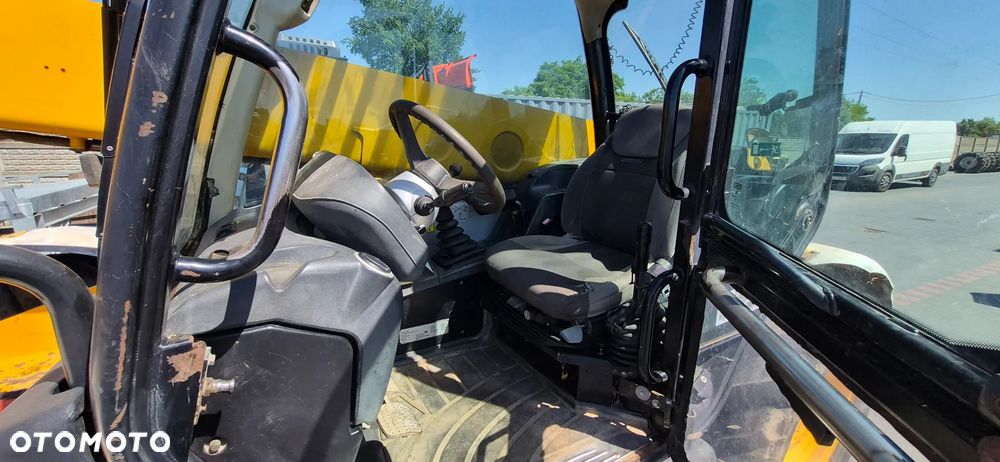 JCB 530 70 ładowarka teleskopowa - 5