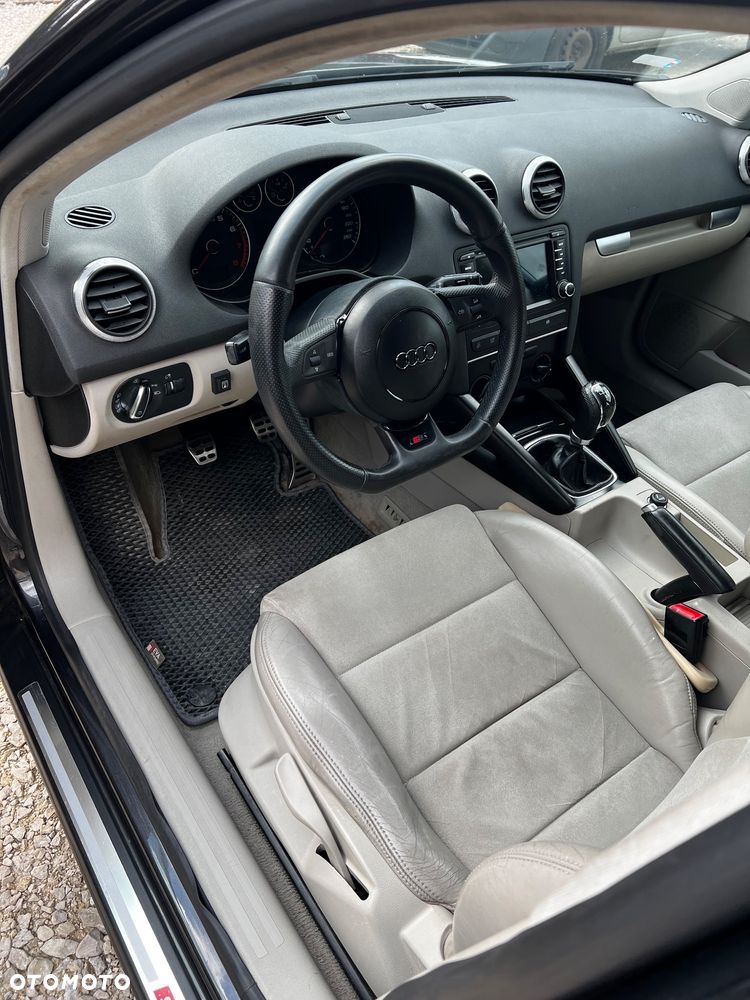 Audi A3 Sportback - 15