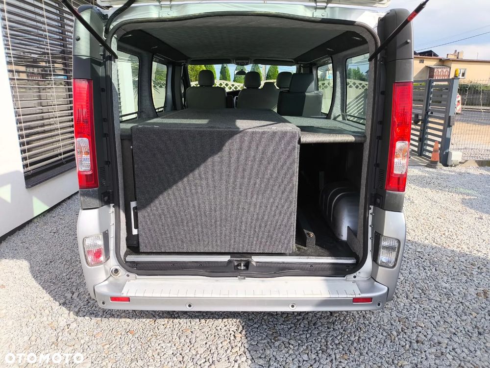Opel Vivaro - 6