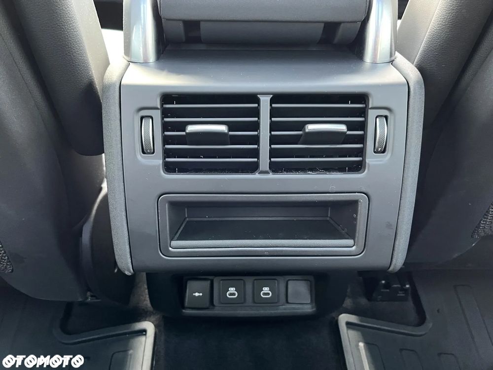 Land Rover Discovery D250 Dynamic SE - 10