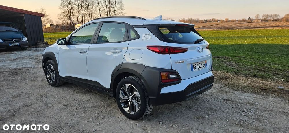 Hyundai Kona - 3