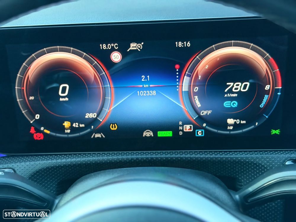 Mercedes-Benz A 250 e AMG Line - 6