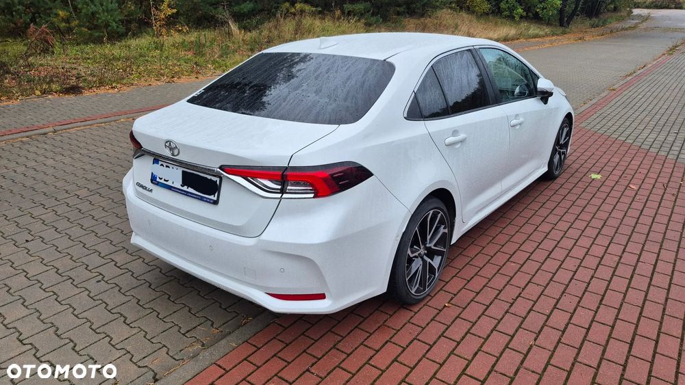 Toyota Corolla 1.6 Executive MS - 3